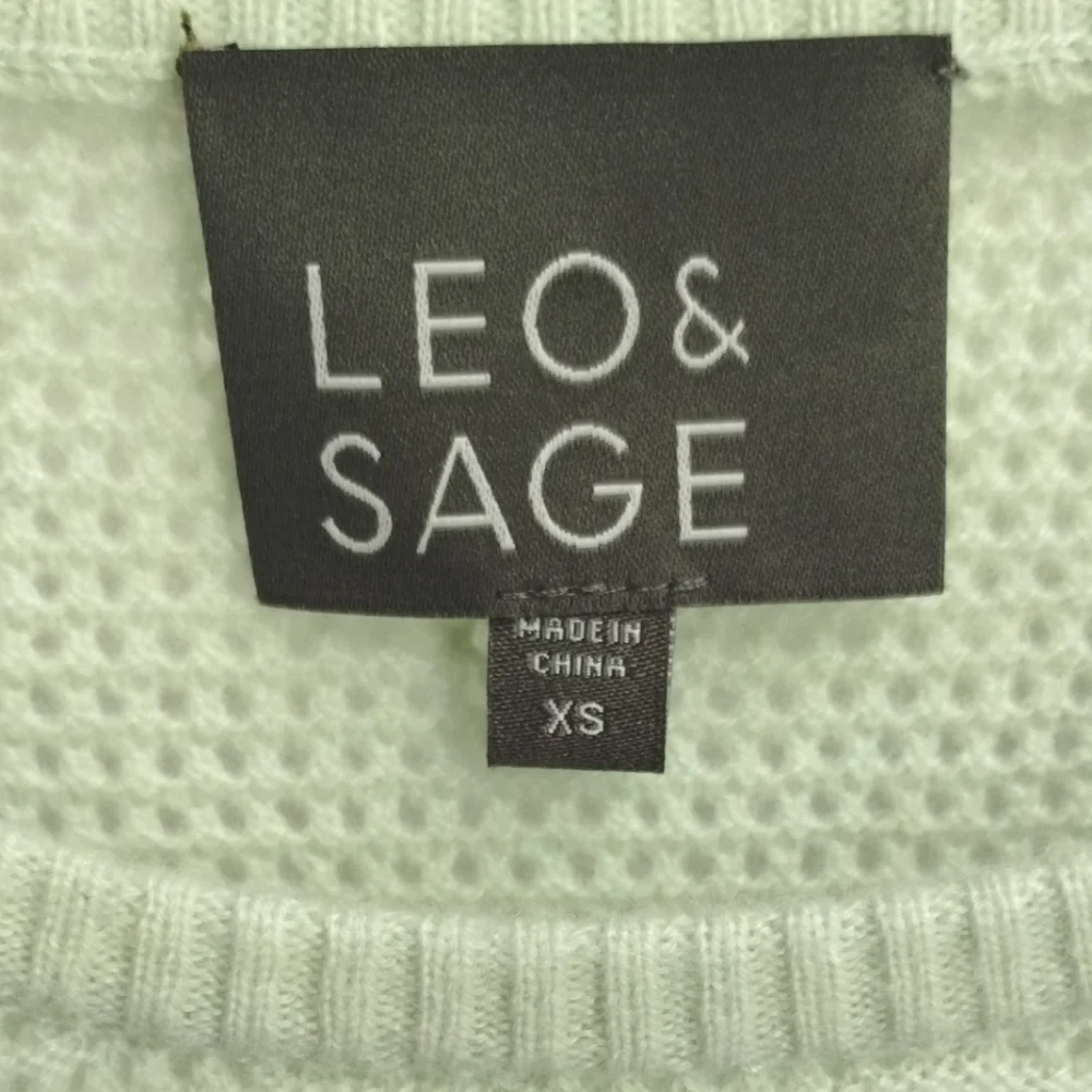 Leo & Sage Cashmere Sweater Tank Aqua Ruffle Shoulder‎